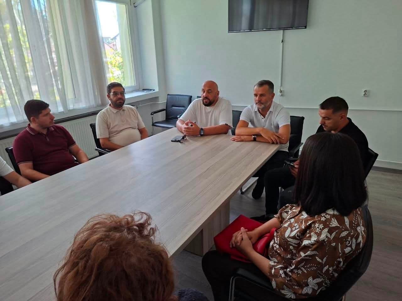 Образование и ученици